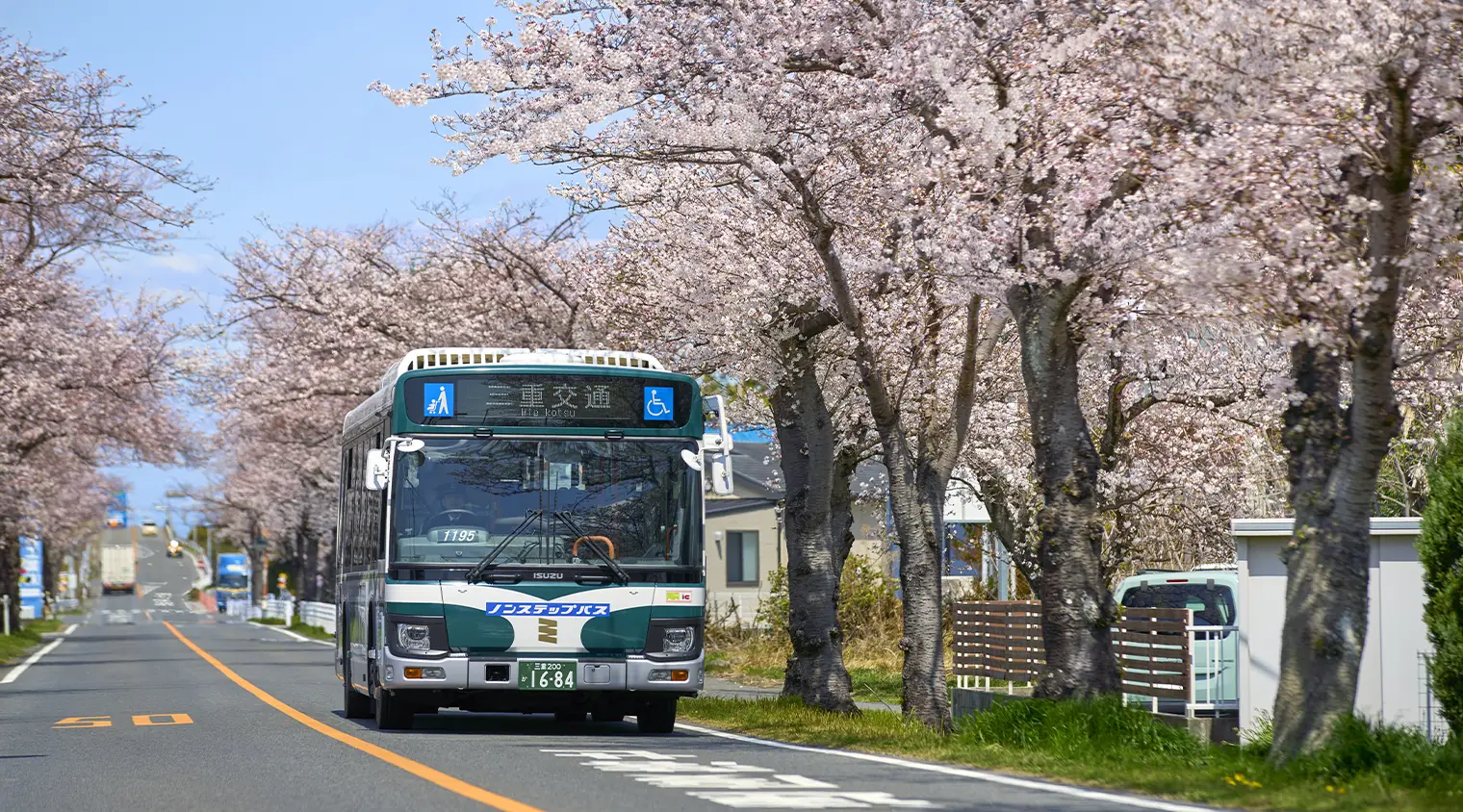 三重交通のバス