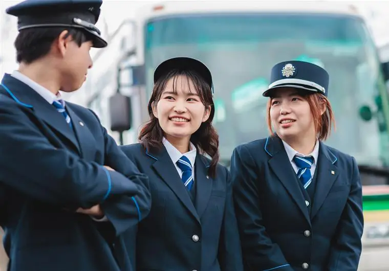 バス